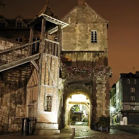 Apartament Aux Du Port