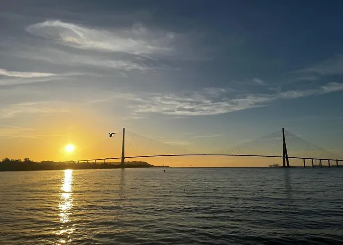 Aux Du Port הונפלר